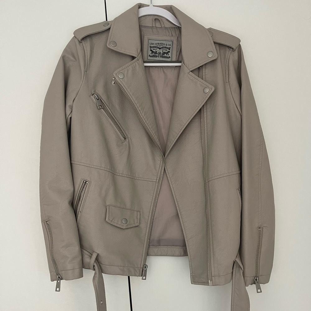 Vintage Levi’s Leather Jacket